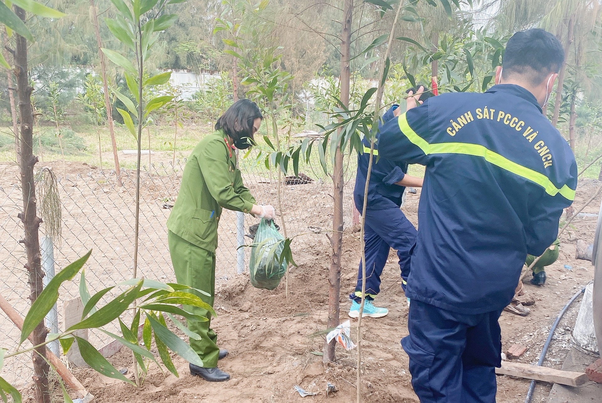 Đoàn thanh niên Phòng PCCC và CNCH: Phổ biến pháp luật và kiến thức PCCC tới hơn 500 sinh viên